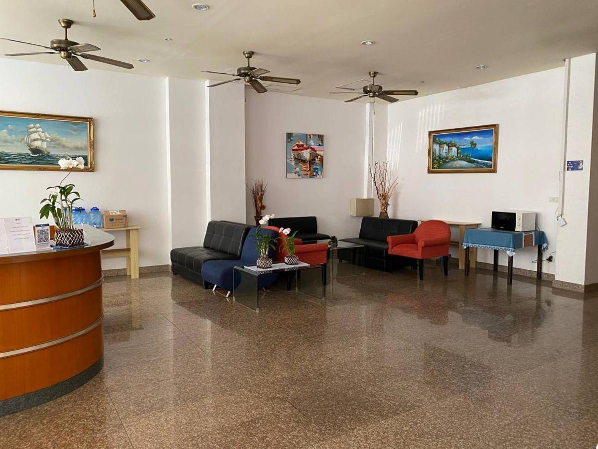 Orange Jomtien Ξενοδοχείο Εξωτερικό φωτογραφία